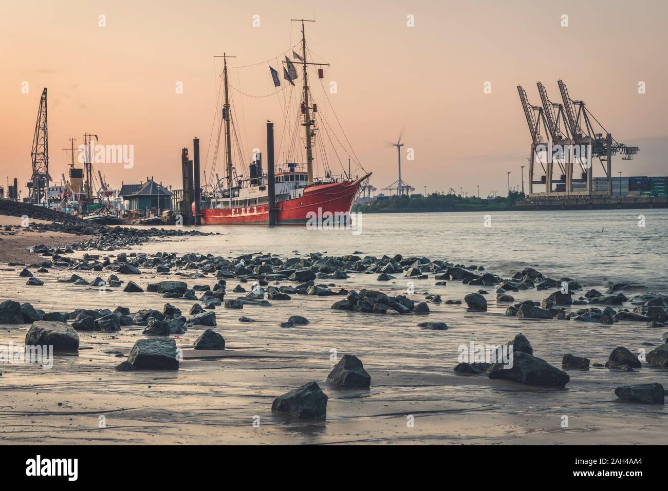 Alemania, Hamburgo, puerto Ovelgonne con marea baja. Foto de stock
