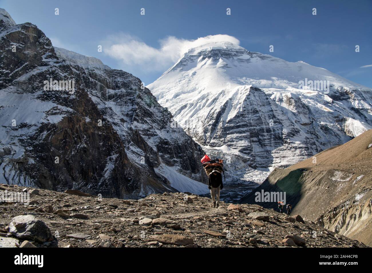 Chonbarden Glaciar, Dhaulagiri, Dhaulagiri Circuito Trek, Himalaya, Nepal Foto de stock
