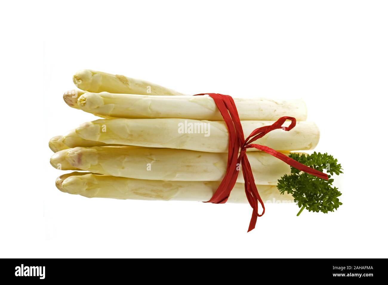 Ein Bund frischer weisser, Freisteller Spargel, Foto de stock