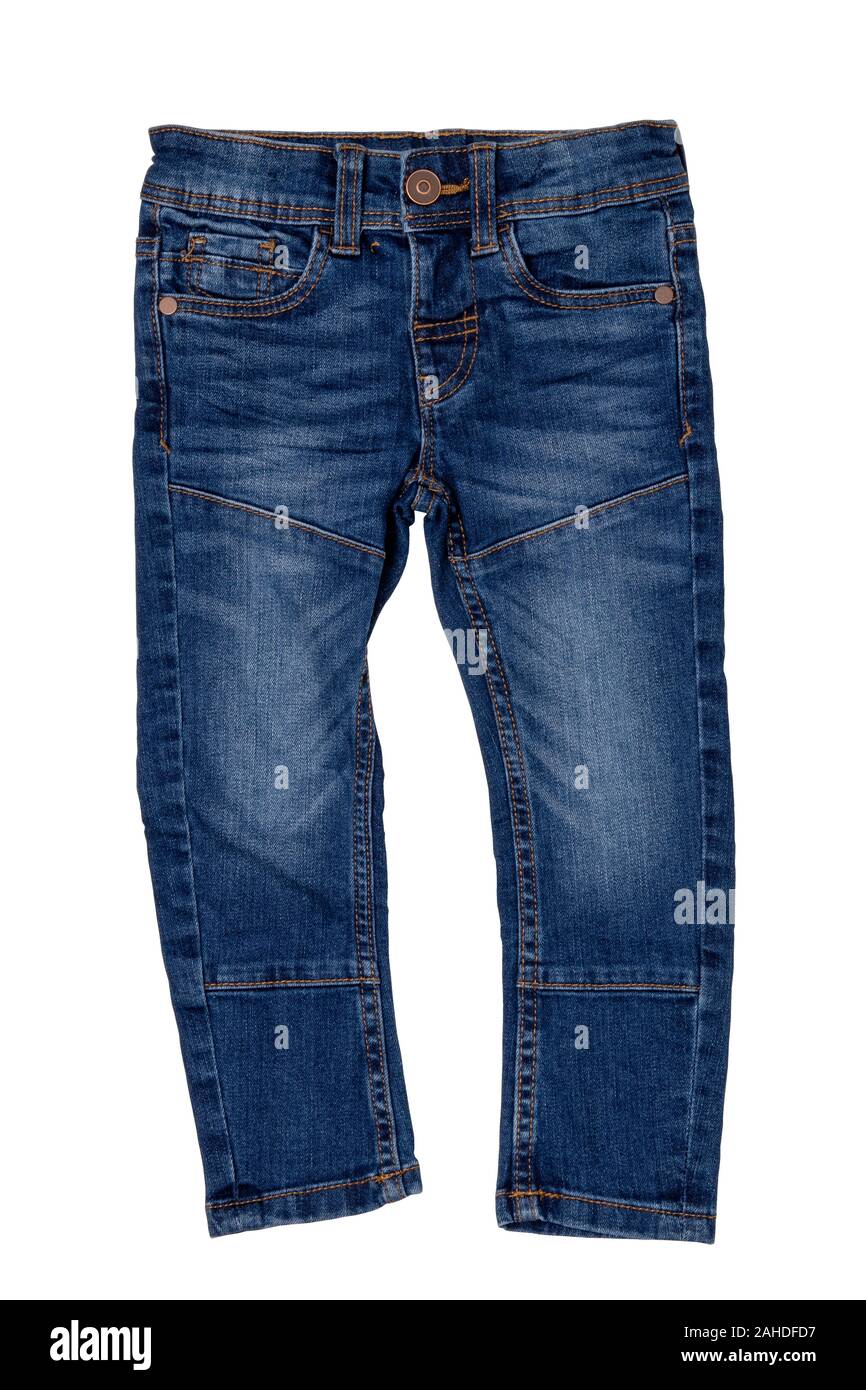 Moda ropa de mezclilla. Primer plano de un elegante moda jeans o pantalones  pantalones stretch aislado sobre un fondo blanco. Blue jeans de moda para  chil Fotografía de stock - Alamy
