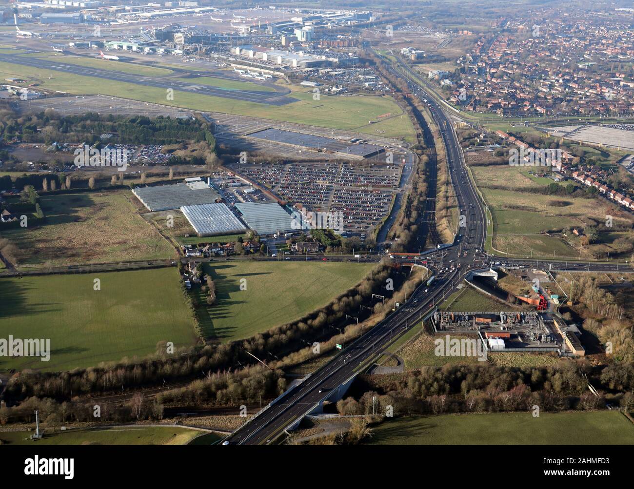 Vista aérea de la A555, Carretera de Socorro del aeropuerto de Manchester Manchester Foto de stock