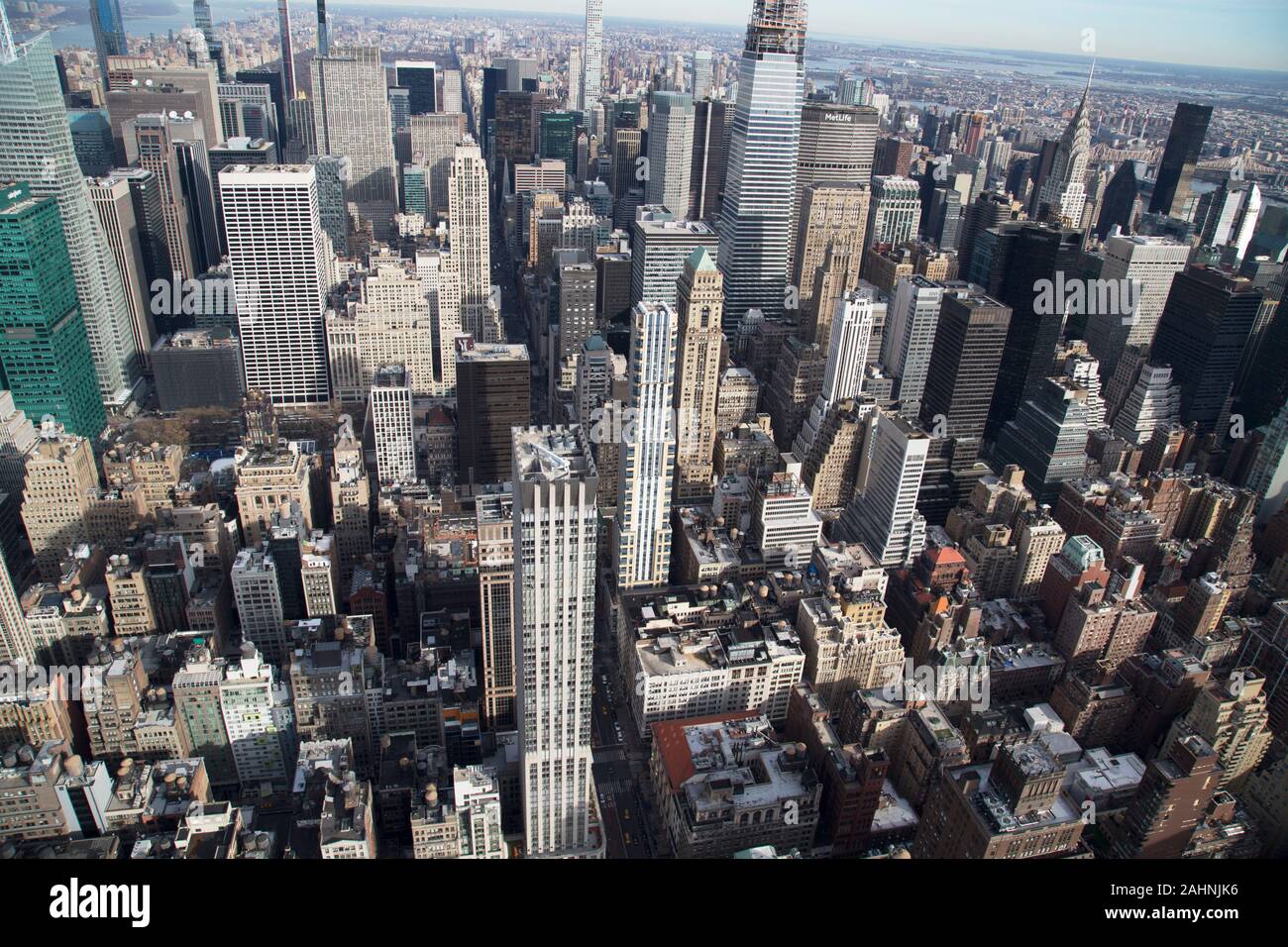 Vistas a la calle del edificio Empire State, en Nueva York, Nueva York, EE.UU. Foto de stock