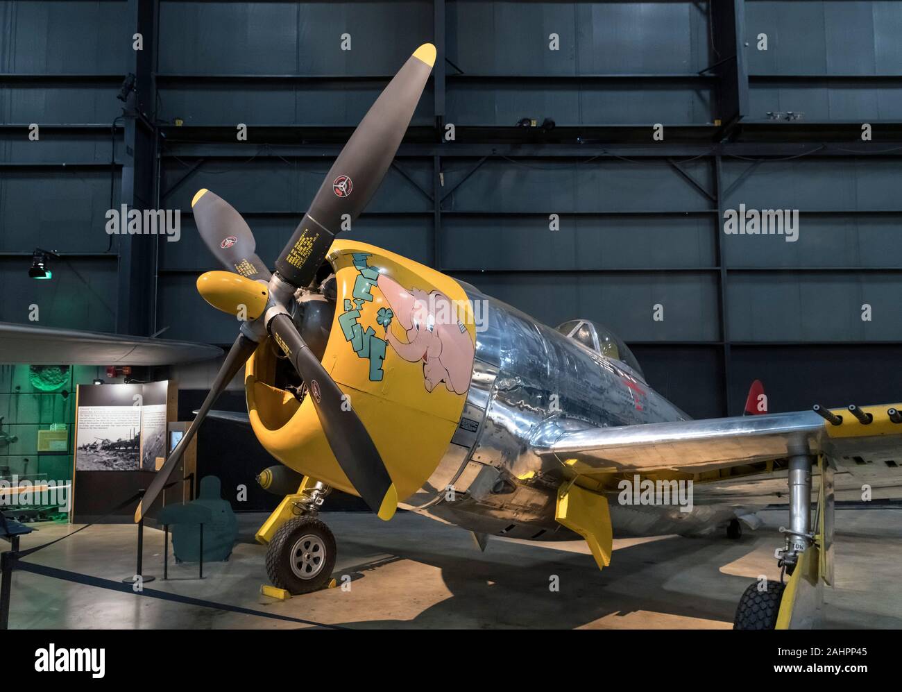 República P-47D Thunderbolt WWII fighter, Museo Nacional de la Fuerza Aérea de los Estados Unidos (anteriormente el museo de la Fuerza Aérea de los Estados Unidos), Dayton, Ohio, EE.UU. Foto de stock