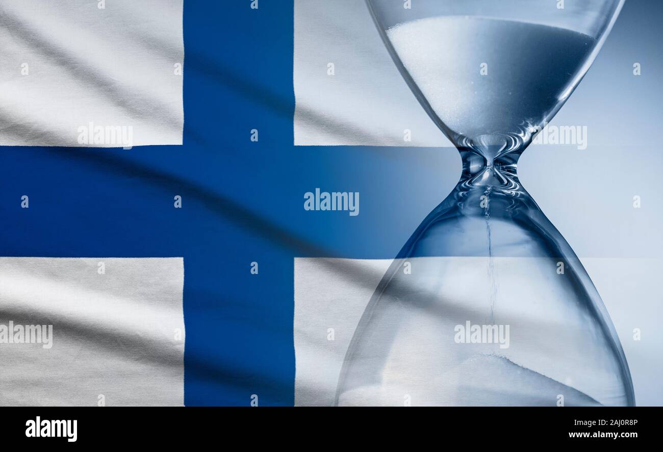 Pabellón de Finlandia con reloj superpuesto de plazos conceptuales Foto de stock