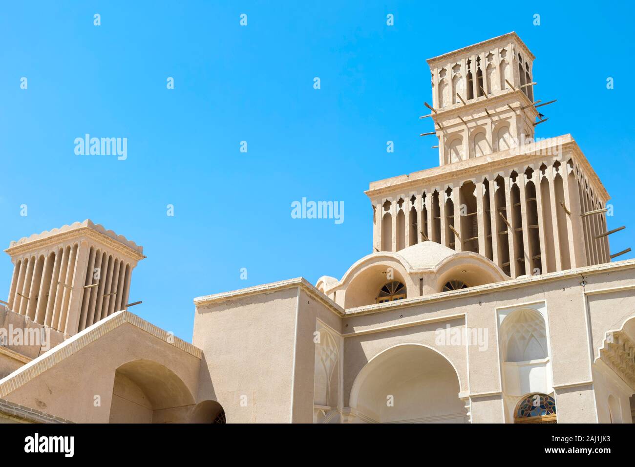 La mansión y sus windcatcher Aghazadeh, Abarkook, provincia de Yazd, Irán Foto de stock