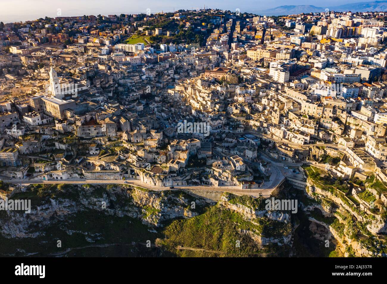 Los Sassi, el casco antiguo de la ciudad de Matera, Italia Foto de stock