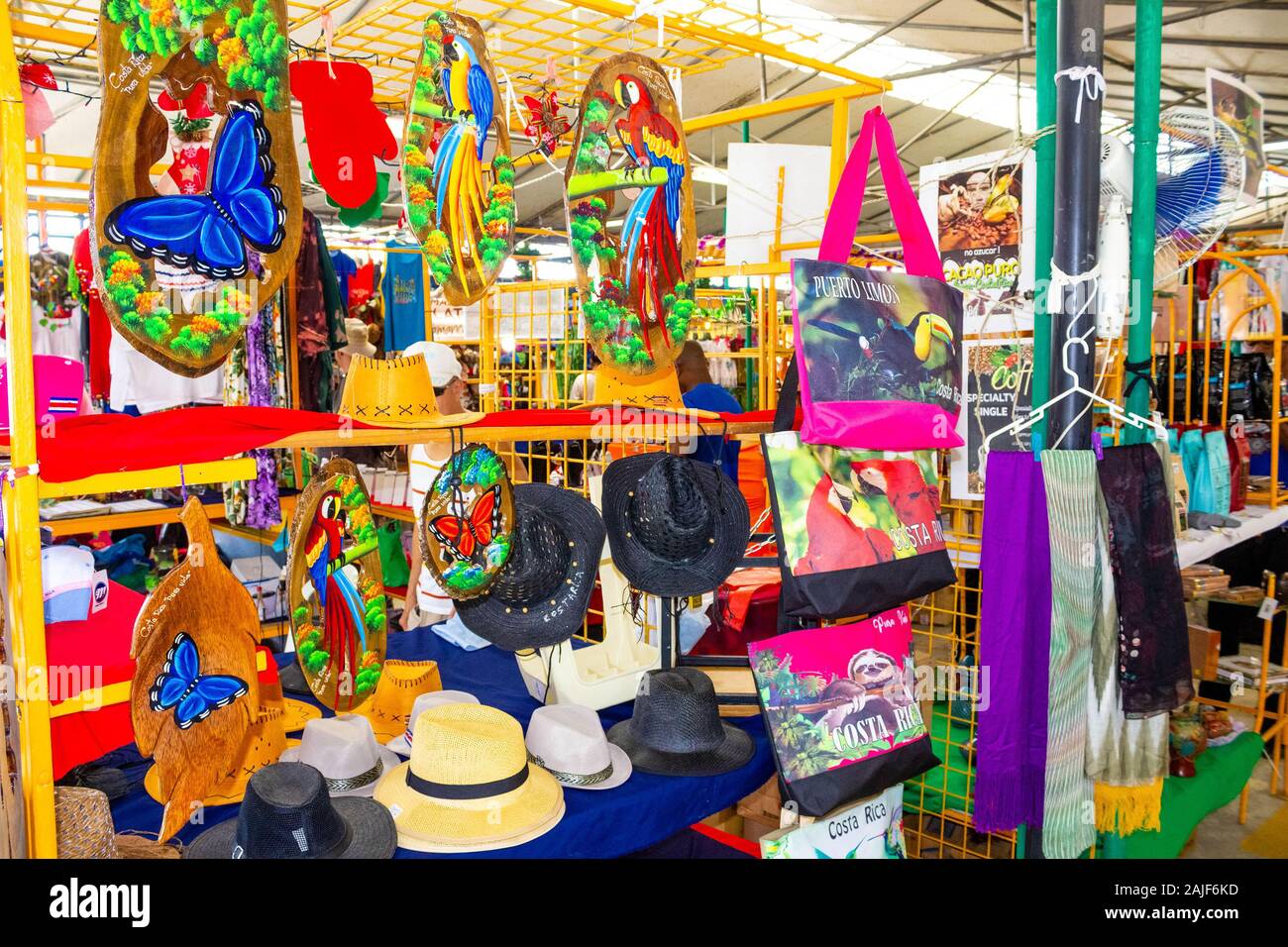 Tienda de souvenirs costa rica fotografías e imágenes de alta