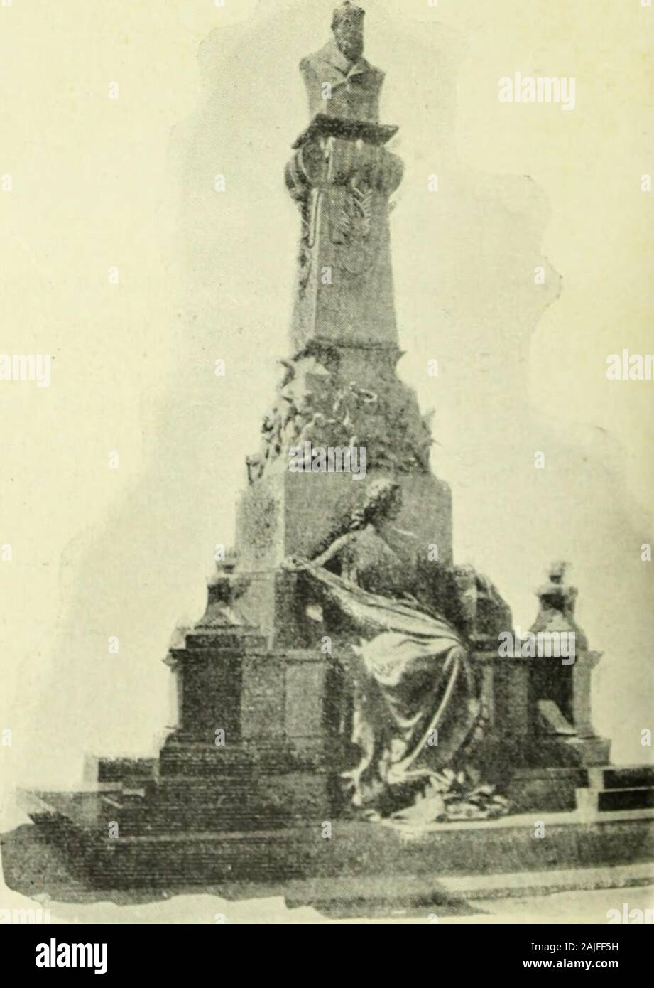 La mujer . rpo de Sanidad Militar argentino se ha Iapresurado á tomar la iniciativa que le correspondía, debidamente afin de honrar la memoria del ilustre cama irada, inaugurando con brillo el monumento levantado en honor de isu en el Cementerio de la Recoleta, fijando allí unaplaca de bronce en nombre del cuerpo que tanto amó cuyos miembros lo saludan hoy como á su egregio coléga, á través de medio siglo y aplauden su vida y su-hechos, en virtud de la hermosa solidaridad del patriotismo y compañerismo, que son los que forman el verdadero espíritu de cuerpo. Cada institución y gremio profesional Foto de stock
