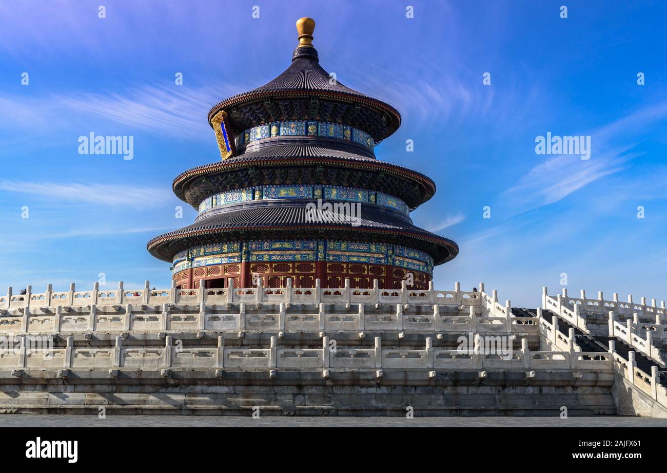 Beijing, China: Hermosa vista del Templo del Cielo (Templo Tian tan) el 'Salón de Oración por la buena cosecha' ninguna gente, nadie Foto de stock