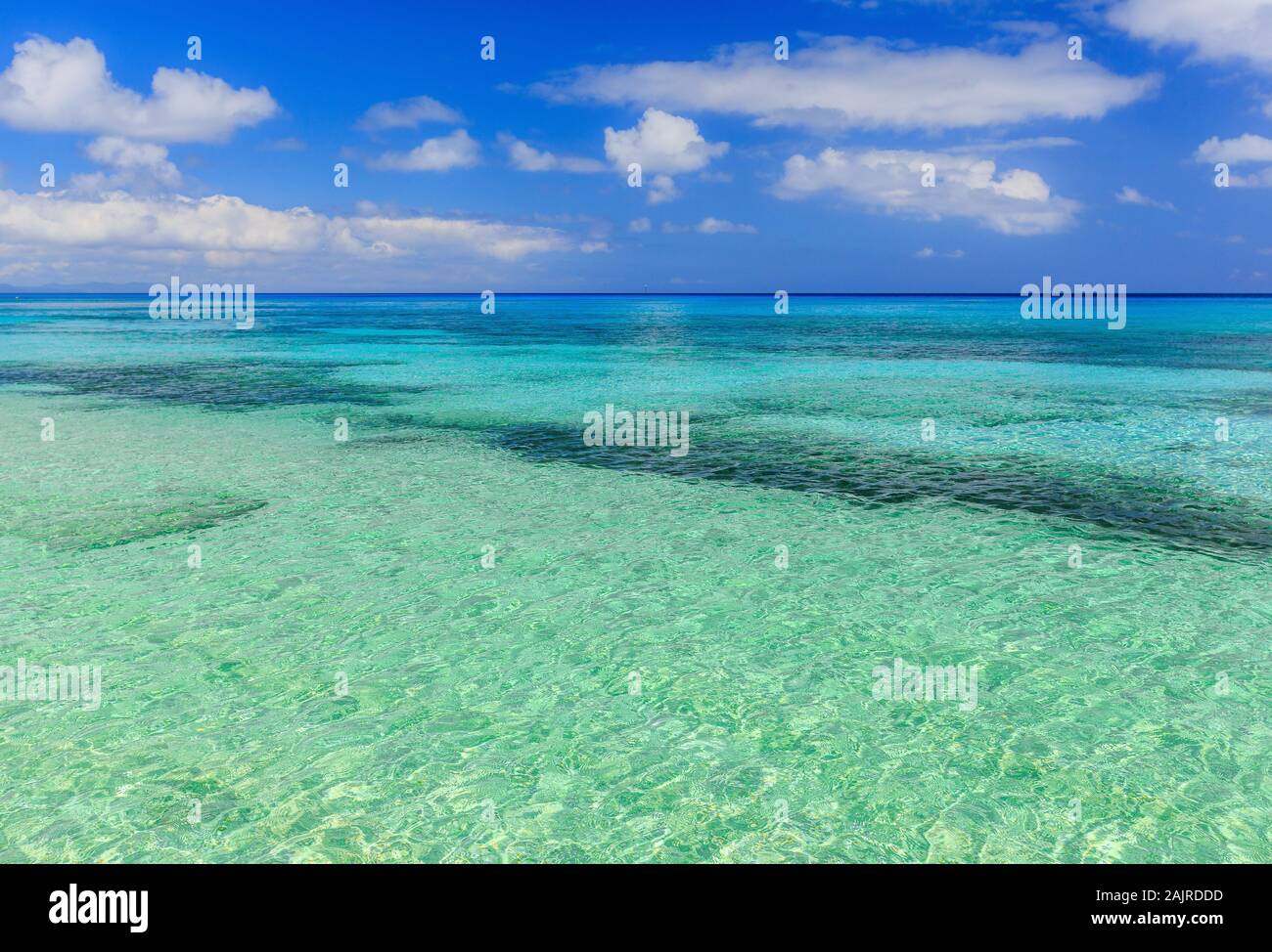 En Apia, Samoa. Cielo y aguas cristalinas de color turquesa. Foto de stock