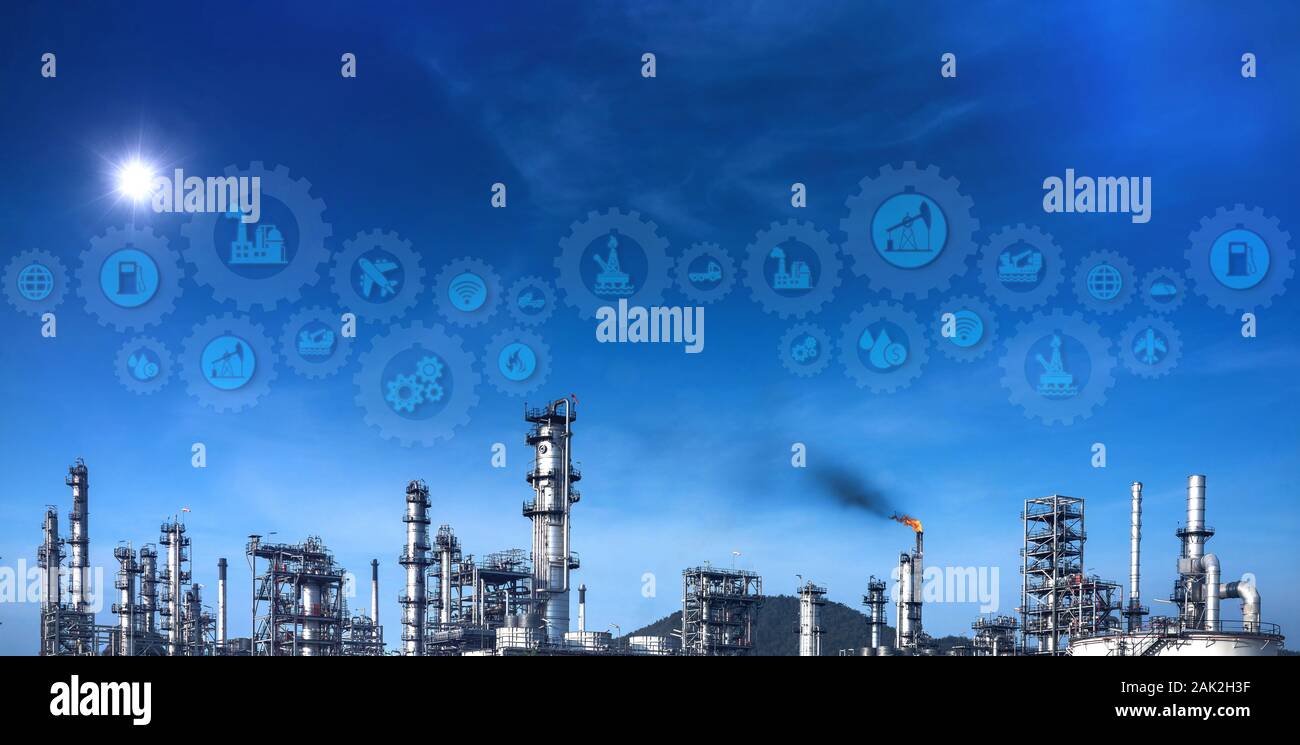 Refinería de petróleo y gas como concepto de icono de la industria petroquímica. Foto de stock