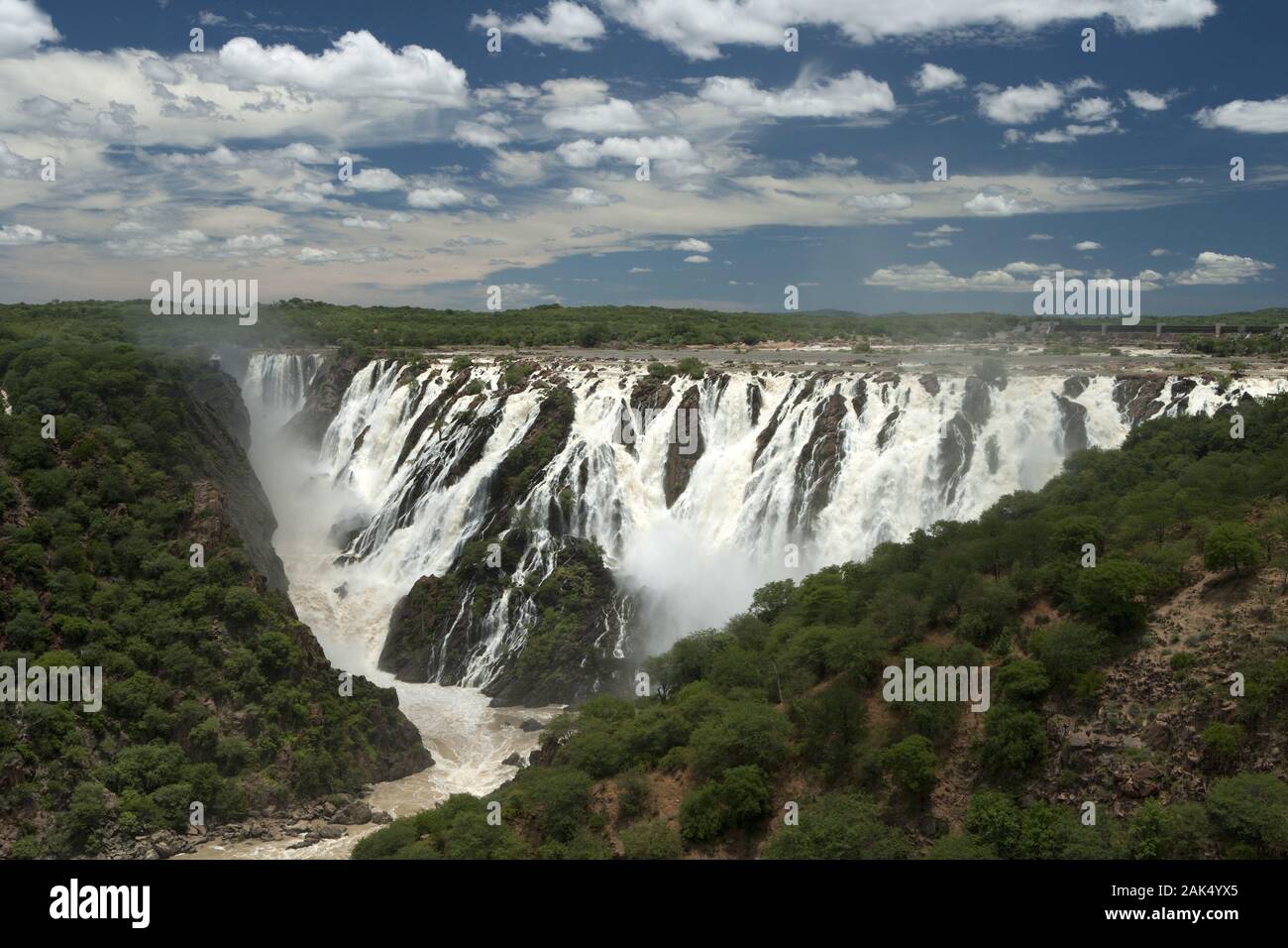 Ruacana Wasserfaelle am río Kunene im Norden, Namibia | uso en todo el mundo Foto de stock