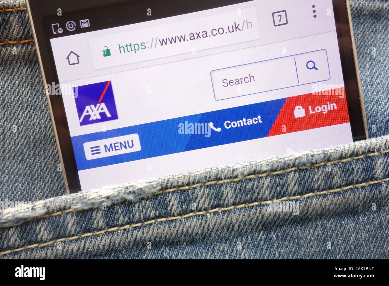 Sitio web de AXA muestran en smartphone ocultos en vaqueros de bolsillo  Fotografía de stock - Alamy