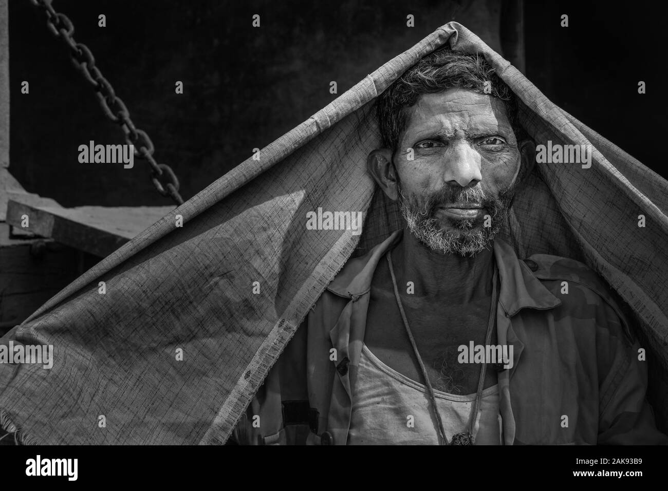 Paã±uelo En La Cabeza Imágenes de stock en blanco y negro - Alamy