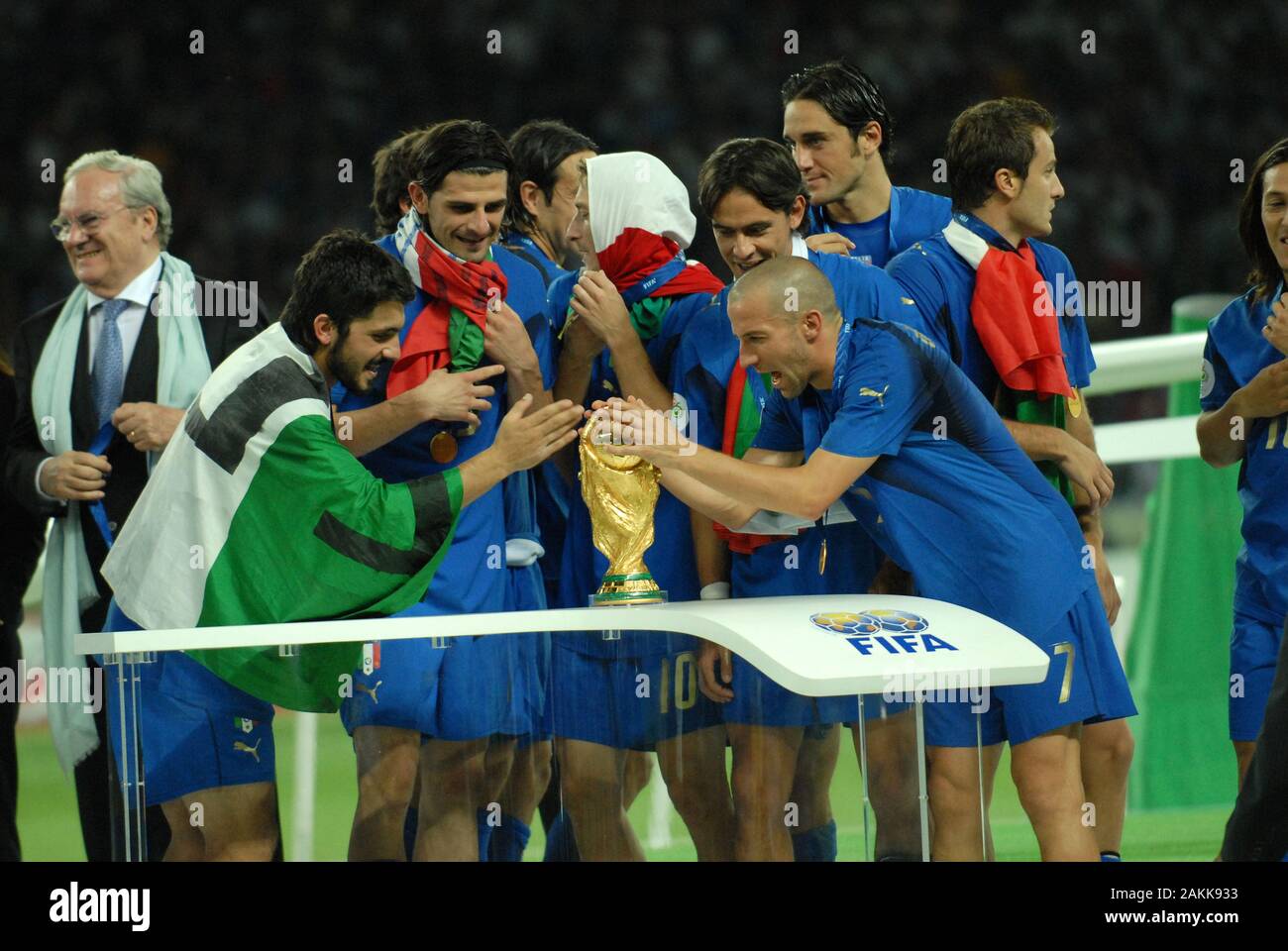 Itália 1-1 França - FINAL Mundial 2006 - Melhores Momentos ○ JOGOS  HISTÓRICOS 