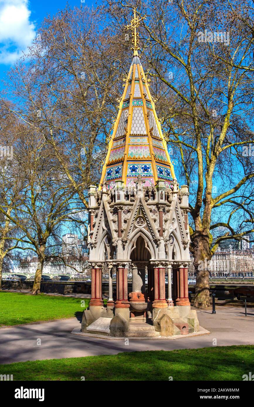 La fuente conmemorativa de Buxton en Victoria Tower Gardens, Westminster, London Foto de stock