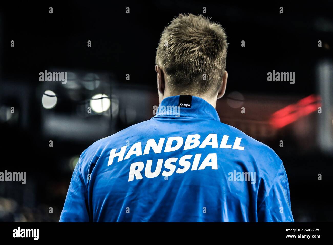 Berlín, Alemania, 15 de enero de 2019: Un jugador de balonmano ruso antes de un partido durante la Copa Mundial de Balonmano Masculino Foto de stock