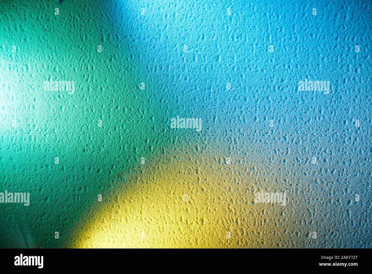 Separación de fondo por flujos de luz de diferentes colores Foto de stock