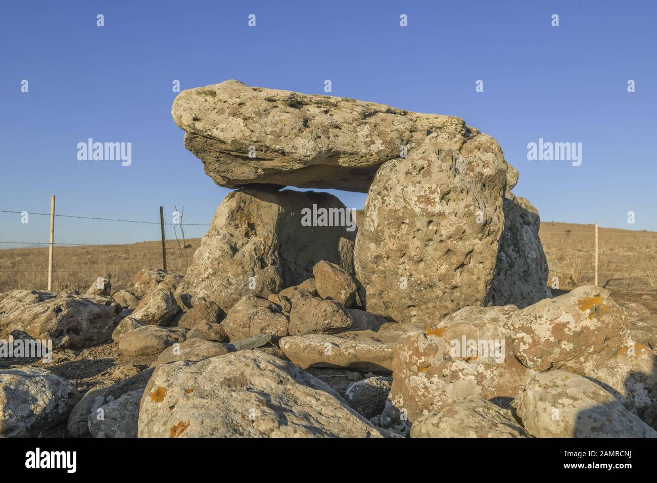 Steinzeitgrab Bei Gamla, Golán, Israel Foto de stock