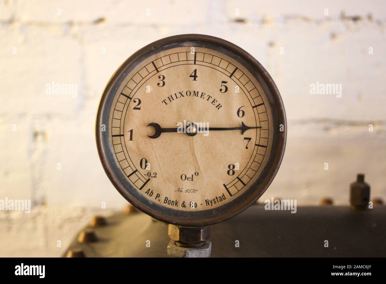 Thixometer - detalle de las obras de arte de Alvar Gullichsen en el Museo Bonk en Uusikaupunki, Finlandia Foto de stock