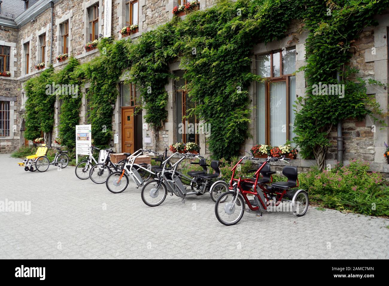 E-Trike für zwei Personen, Malmedy,Provinz Lüttich, Belgien Foto de stock