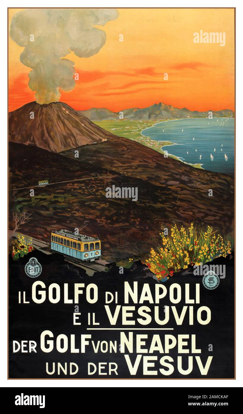 Nápoles VESUVIOS Vintage 1920's ENIT Travel Poster il Golfo di Napoli e il Vesuvio ‘EL GOLFO DE NÁPOLES y Vesuvios’ Nápoles Italia Con funicolare Vesuana Tour tranvía Foto de stock