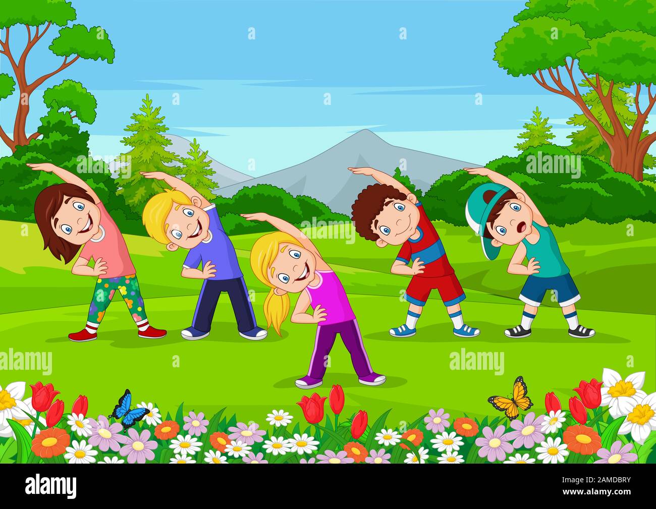 Niños pequeños de dibujos animados haciendo ejercicio en el parque Imagen  Vector de stock - Alamy