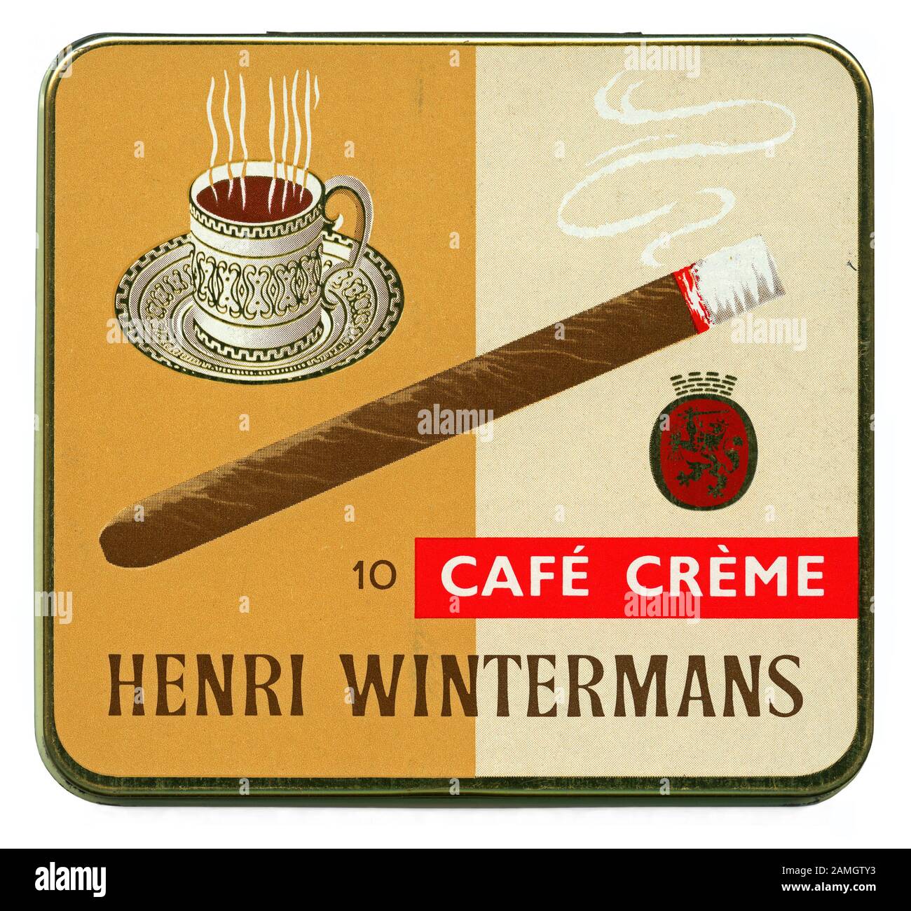 Vintage de estaño 10 Henri Winterman's Café Crème cigarros puros (Miniatura) c.1970. Incluye una ilustración de una taza de café. Hermanos y Henri Wintermans Sjaak estableció un cigarro haciendo negocios en los Países Bajos en 1904. Henri dejó de establecer su propio negocio en 1934. Después de la II Guerra Mundial, Gran Bretaña se convirtió en el mayor mercado de ventas. El café crème cigarillo cigarro (Miniatura) fue introducido en la década de 1960. Henri Wintermans fue vendido a British American Tobacco (BAT) en 1966 y ahora Henri Wintermans bigest es la venta de cigarros de marca en el mundo. Foto de stock