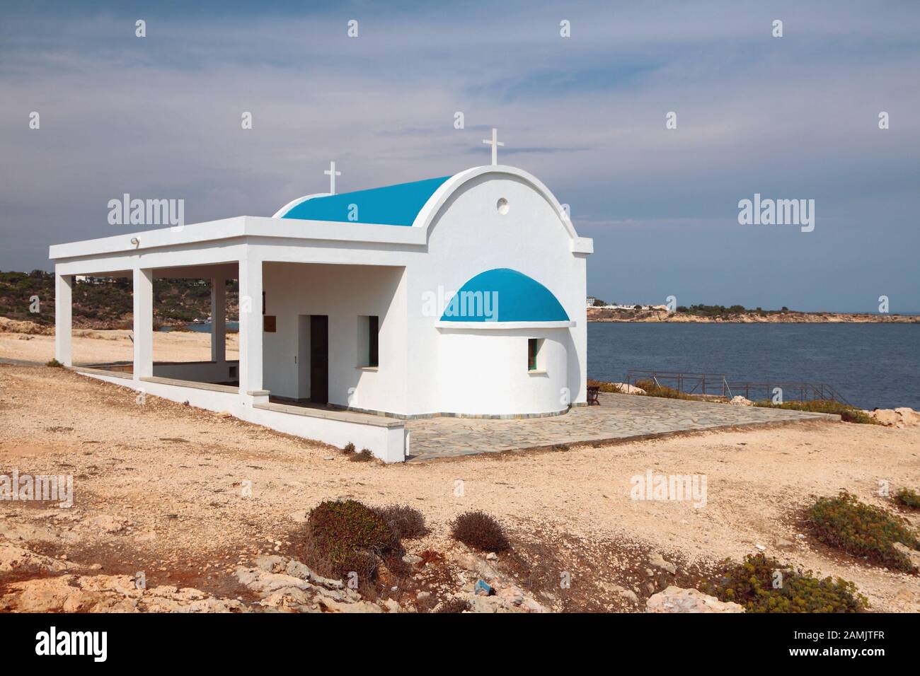 Iglesia De Ayia Anargiri. Cabo Greco, Ayia Napa, Chipre Foto de stock