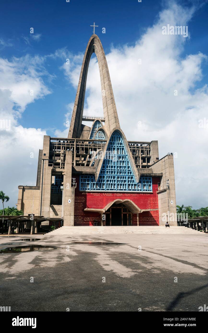 Basílica Catedral Nuestra Señora De La Altagracia , Higuey, República Dominicana Fotografía de