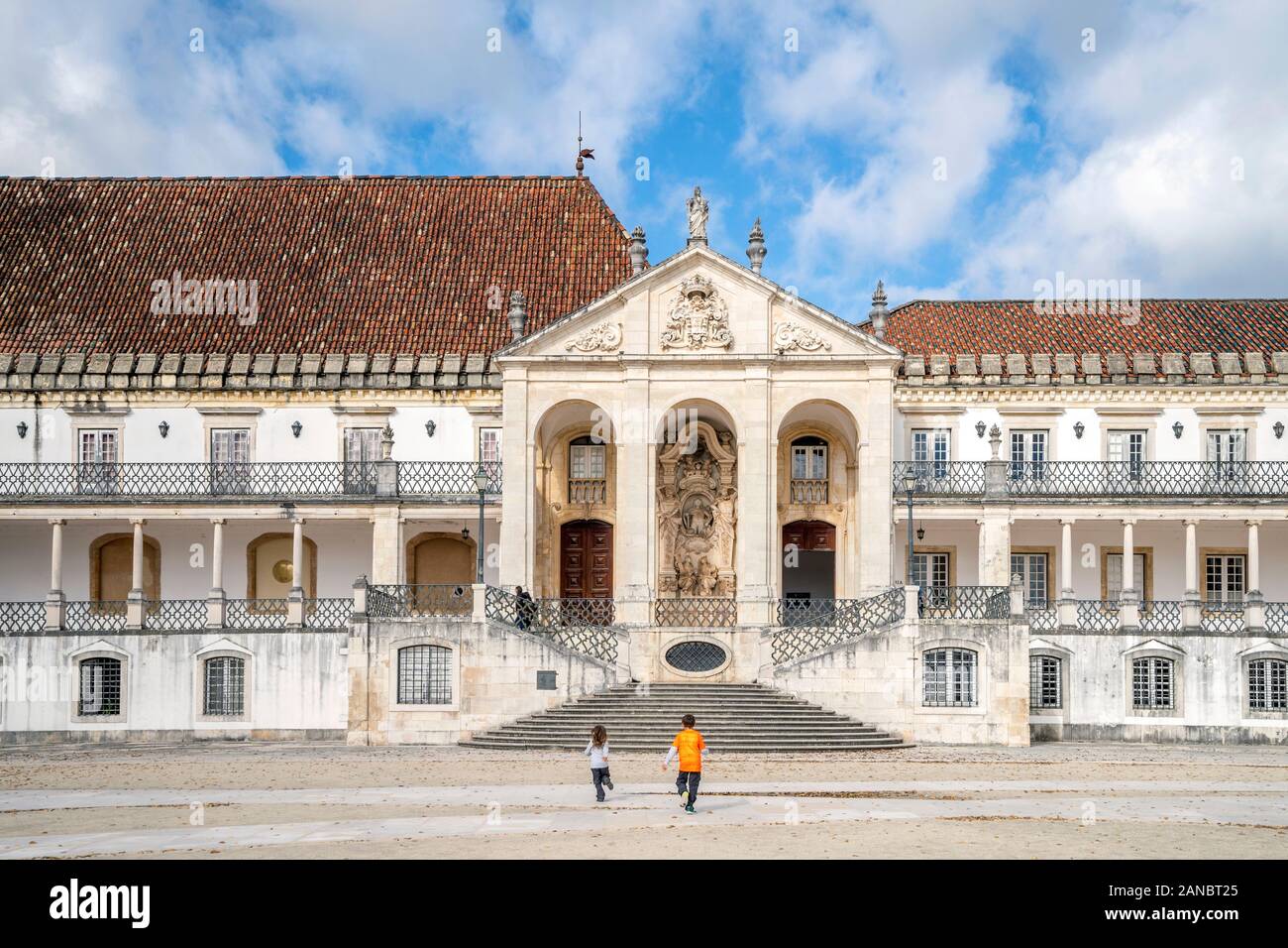 Universidad de Coimbra - una de las universidades más antiguas de Europa, Portugal Foto de stock