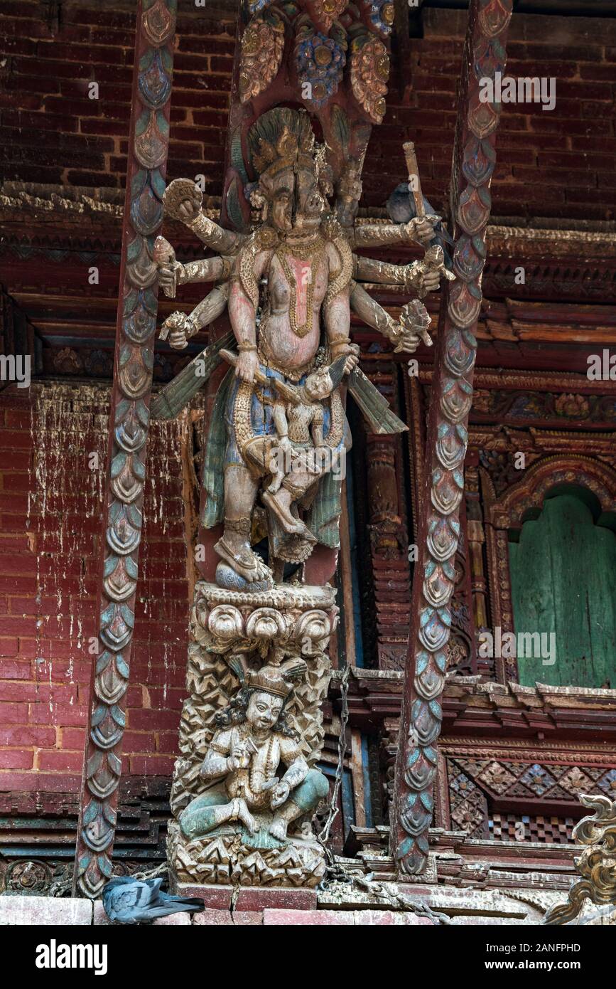 Multi-armados diosas tántricas a Changu Narayan Templo en el valle de Katmandú, Nepal Foto de stock
