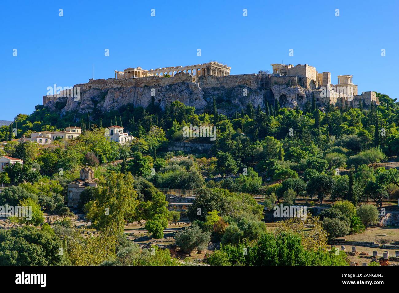 La Acrópolis de Atenas, una antigua ciudadela en Atenas, Grecia Foto de stock