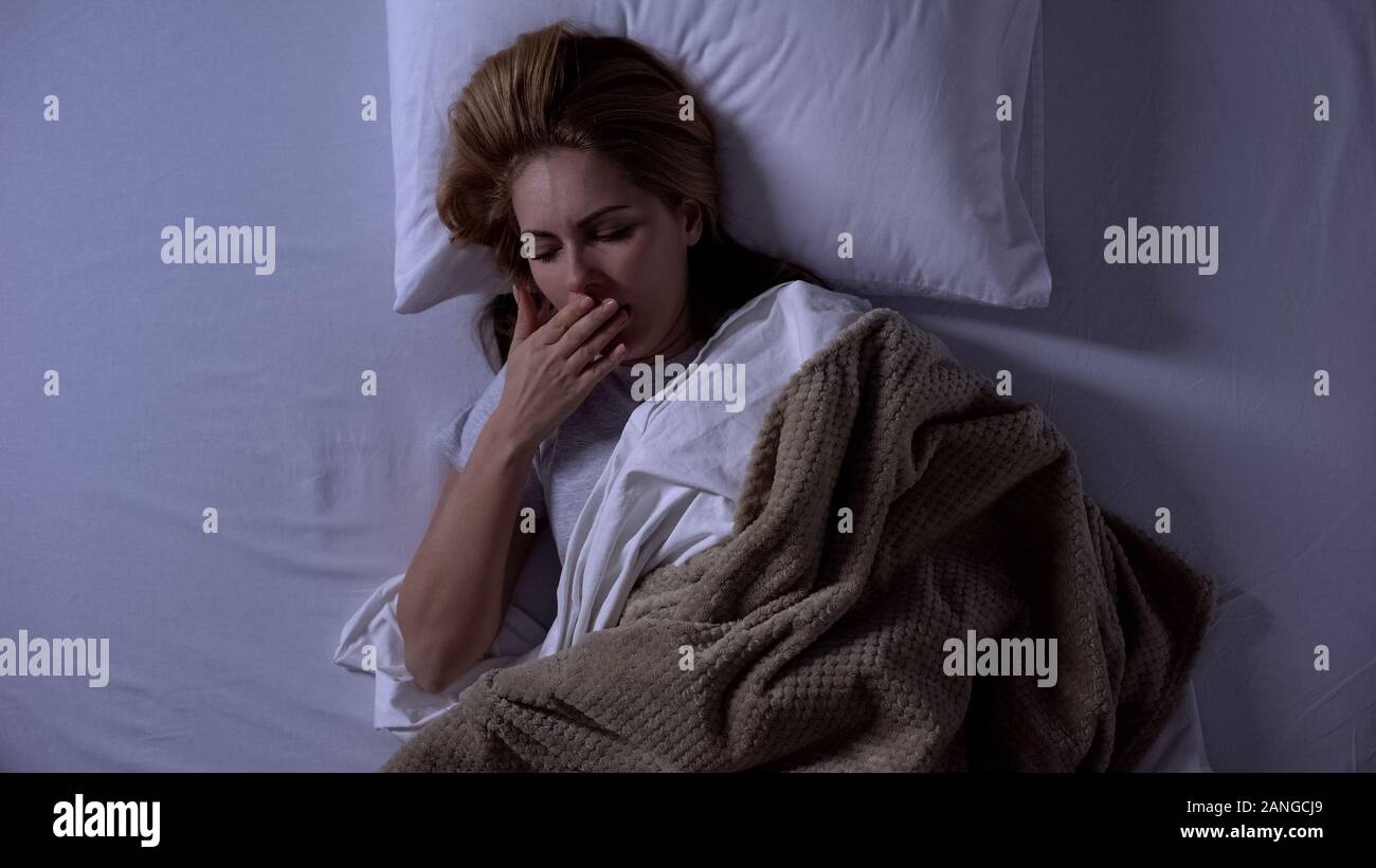 Sentimiento de enfermedad fotografías e imágenes de alta resolución Alamy