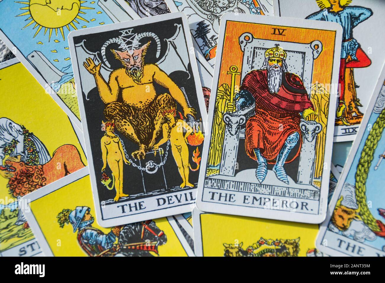El Diablo Y El Emperador Tarot