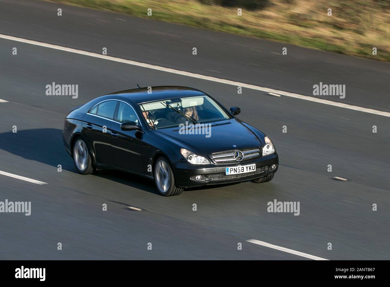 Mercedes cls 320 cdi auto fotografías e imágenes de alta resolución - Alamy