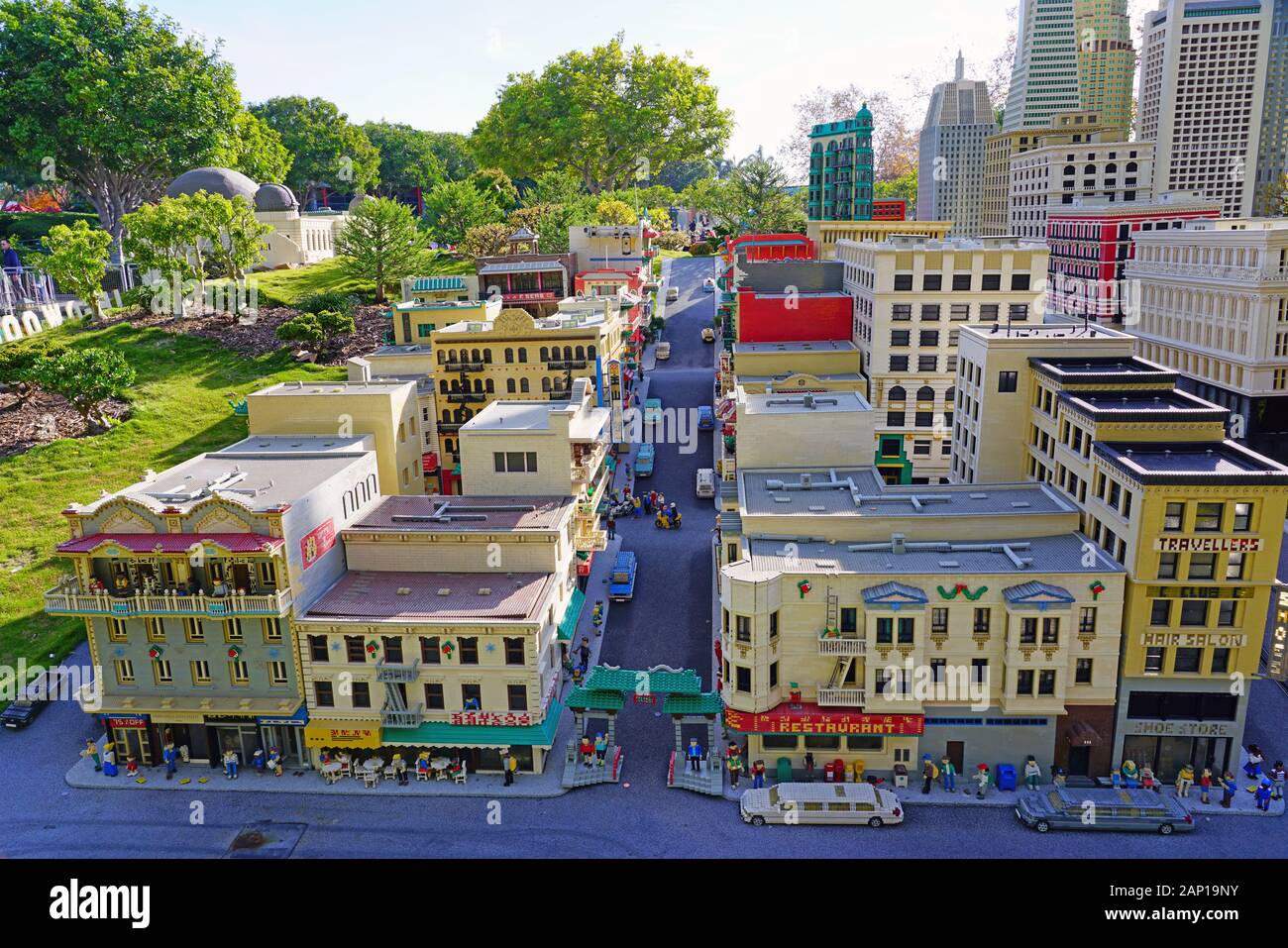 CARLSBAD, CA -4 ene 2020- vista de la ciudad de San Francisco de coloridos  ladrillos LEGO en el Miniland atracción de Legoland California, un amuseme  Fotografía de stock - Alamy