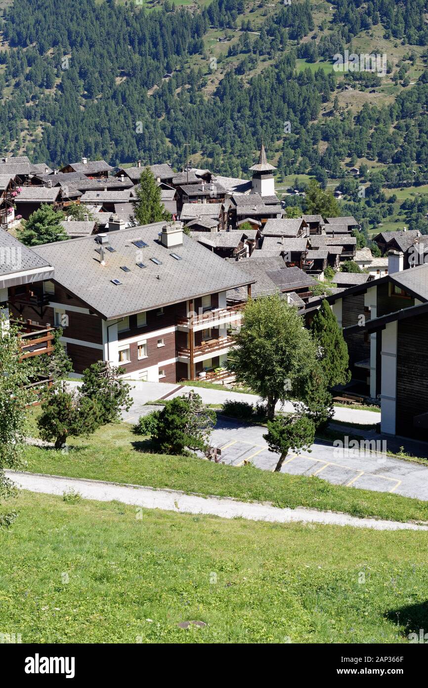 Vista de Grimentz desde arriba, Valais, Suiza, Europa. Foto de stock