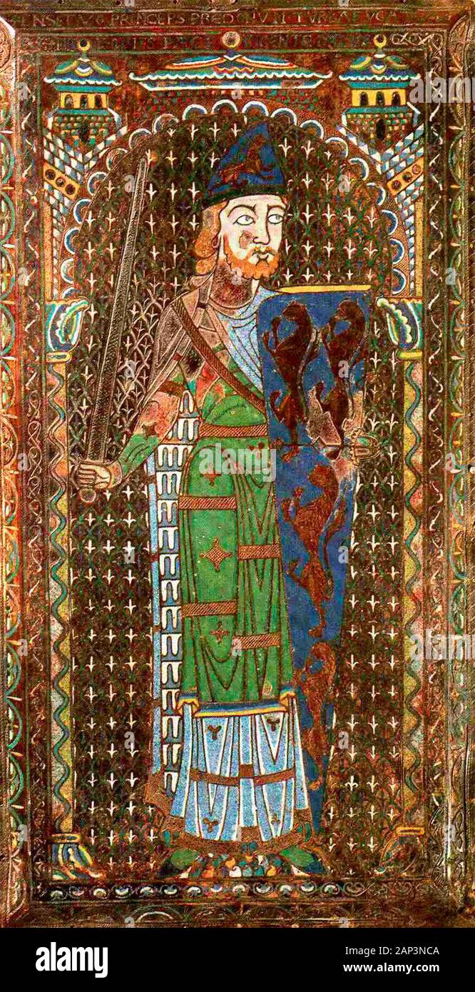 Efigie de esmalte de Geoffrey Plantagenet, Conde de Anjou sobre su tumba, anteriormente en la Catedral de Le Mans, ahora en el Museo de Arqueología e Historia en Le Mans, circa 1151 Foto de stock