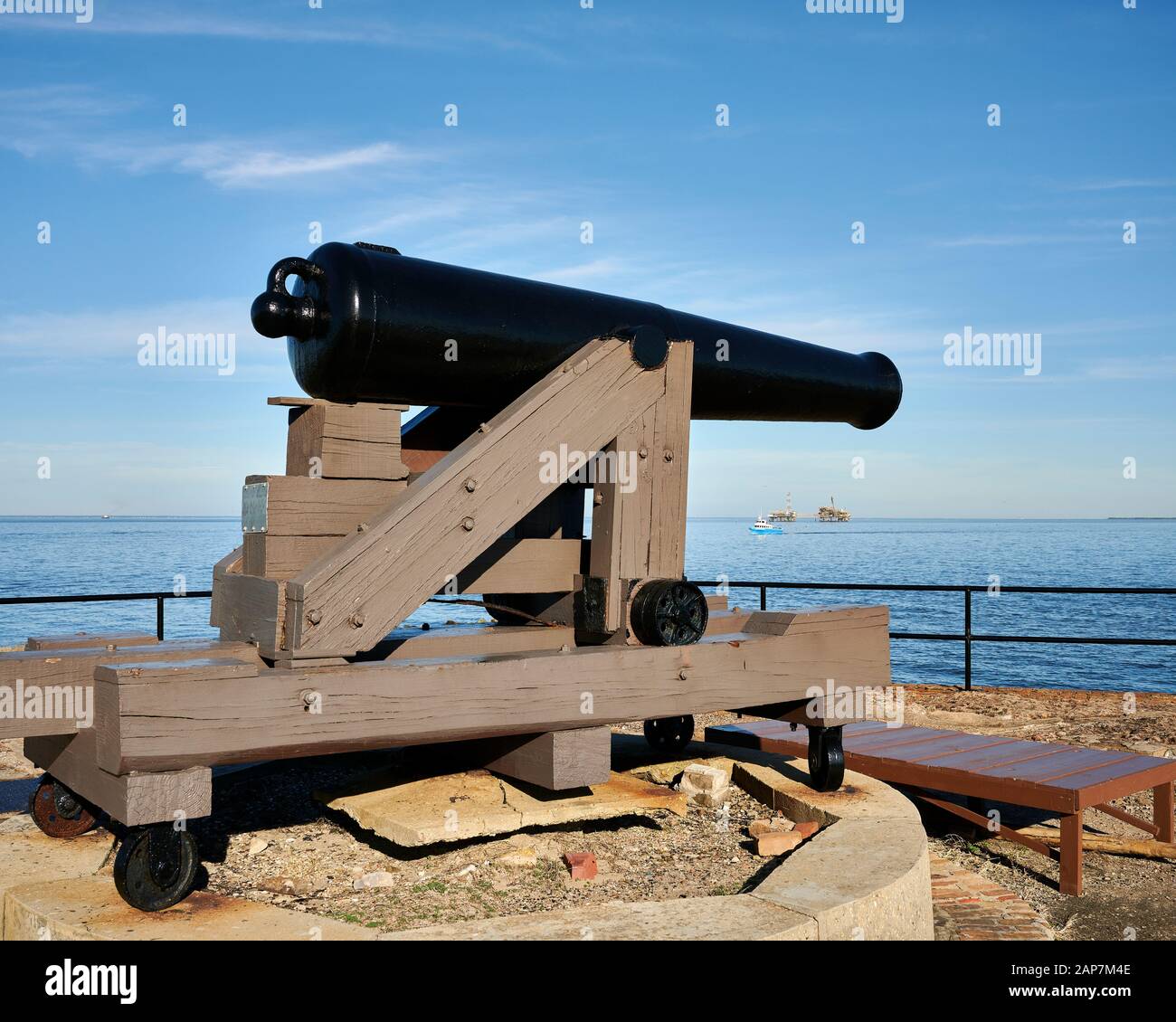 Canon histórico o histórico en Fort Gaines donde se libró la batalla de Mobile Bay, en Dauphin Island Alabama, EE.UU Foto de stock