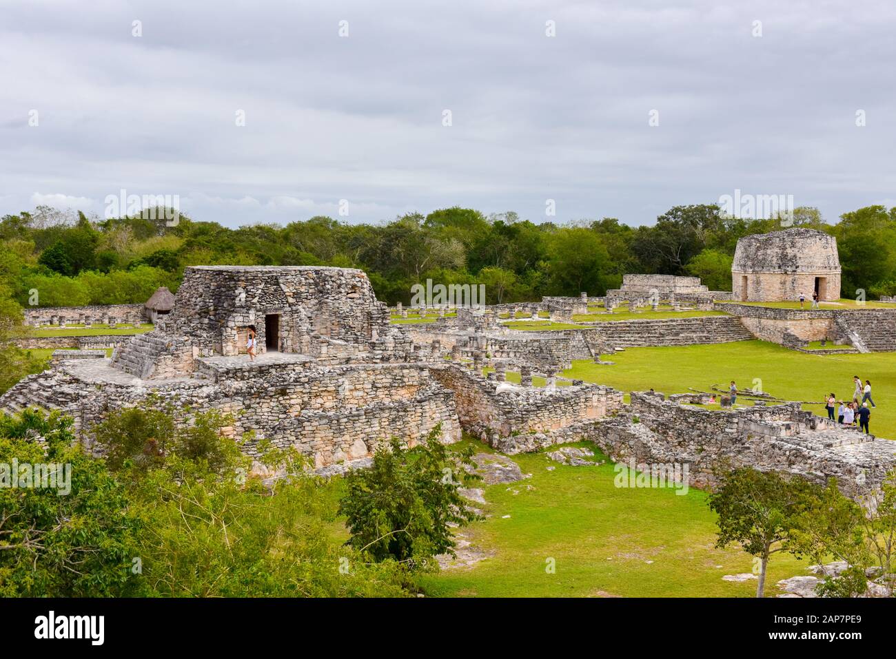 Mayapán, el sitio arqueológico maya en Yucatán. México Foto de stock
