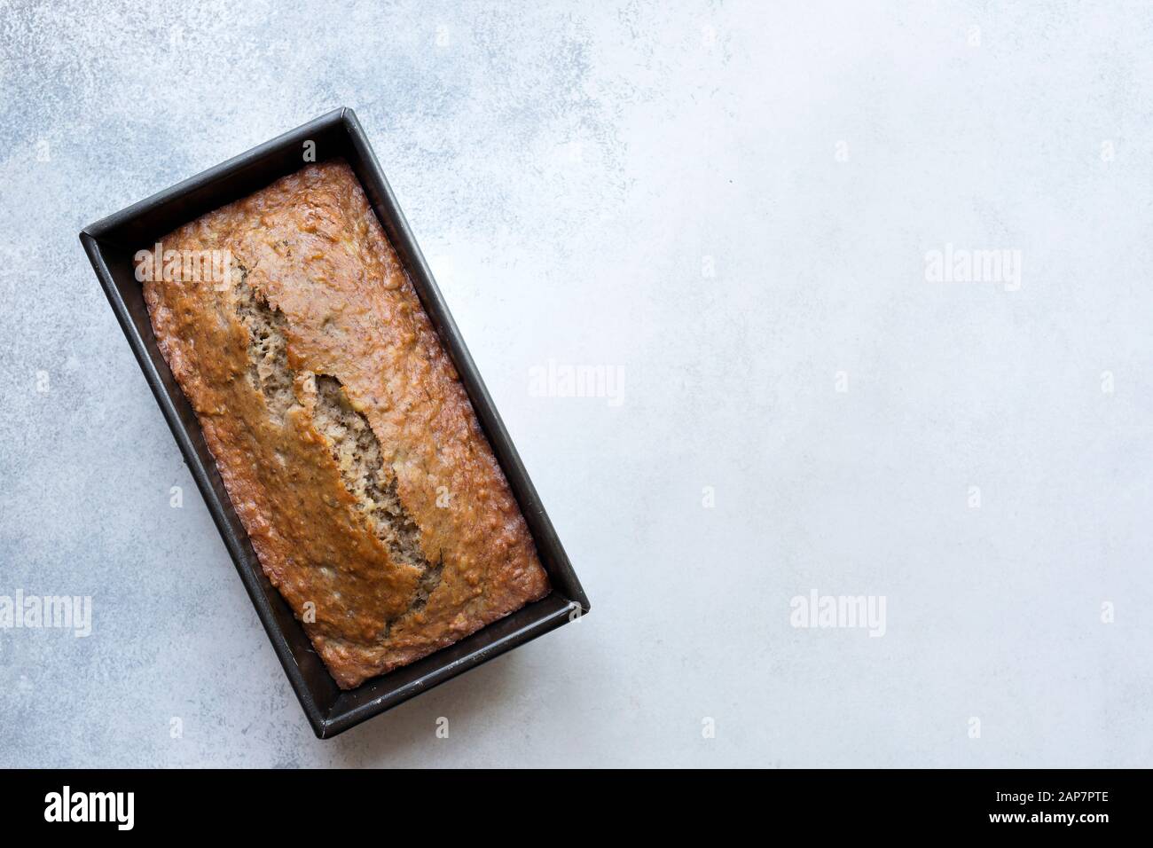 Una receta para el pan de plátano. Foto de stock