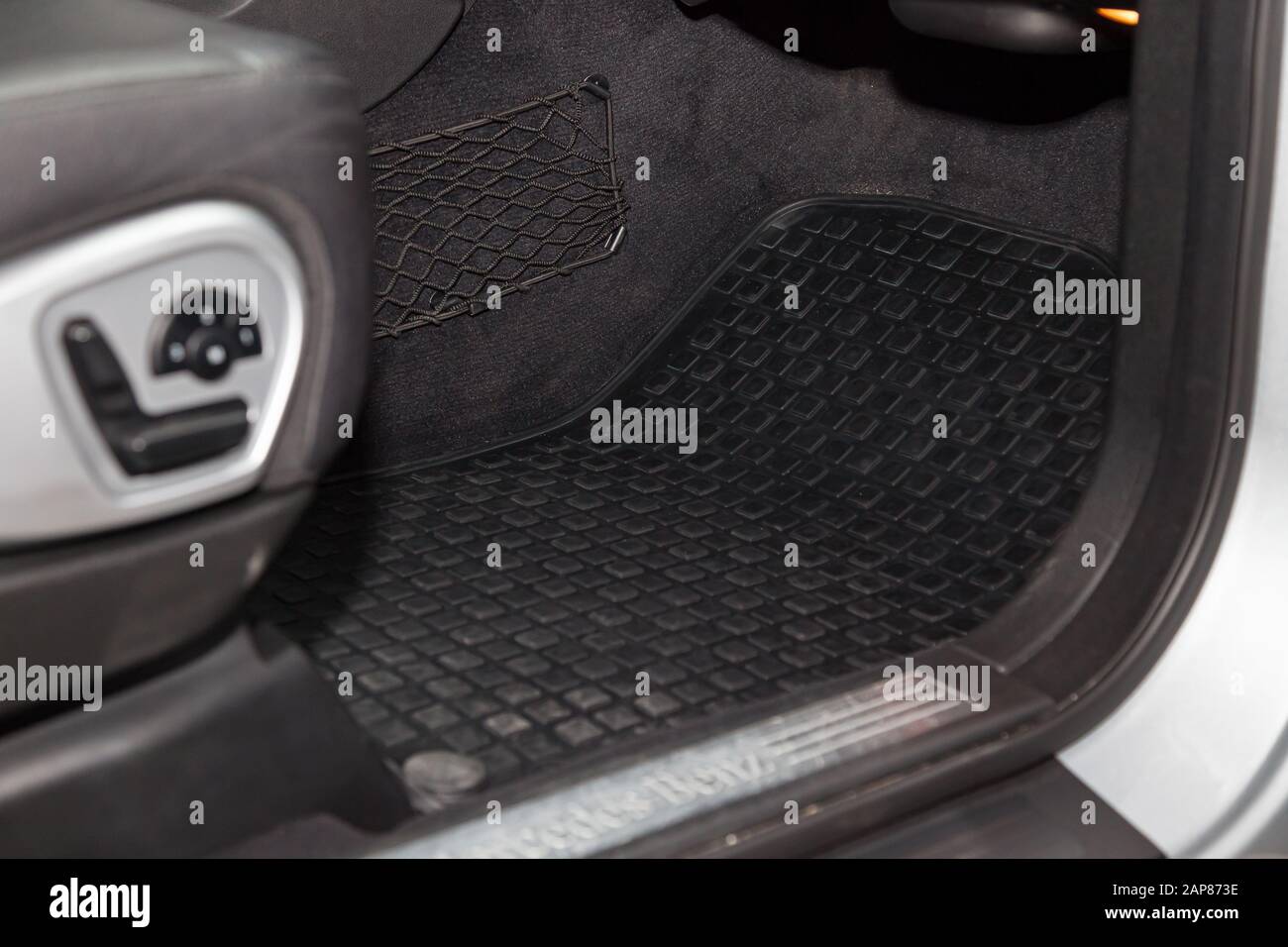 Pedal acelerador fotografías e imágenes de alta resolución - Página 7 -  Alamy