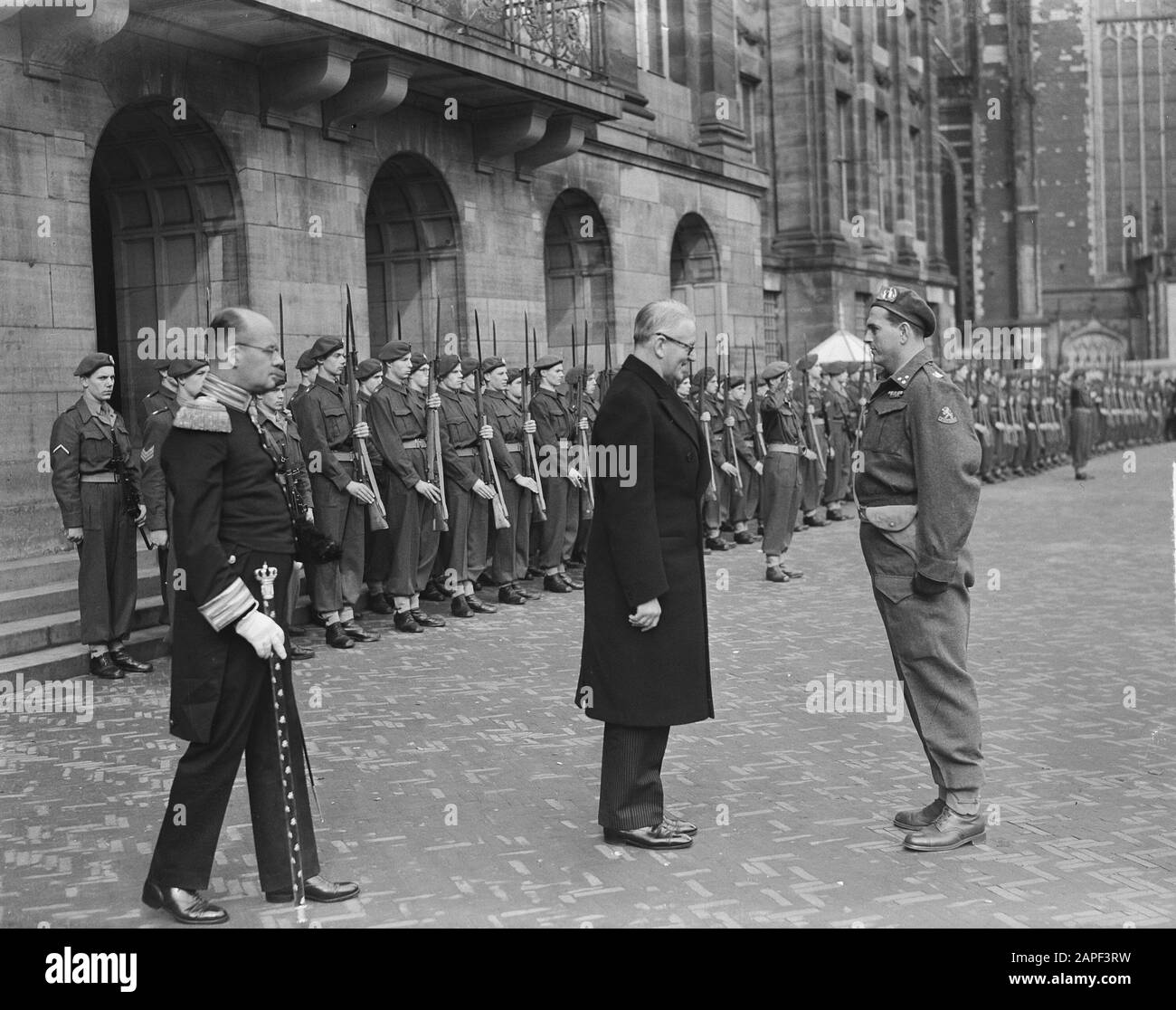 Alfred Stirling, embajador australiano en el Paleis op den Dam