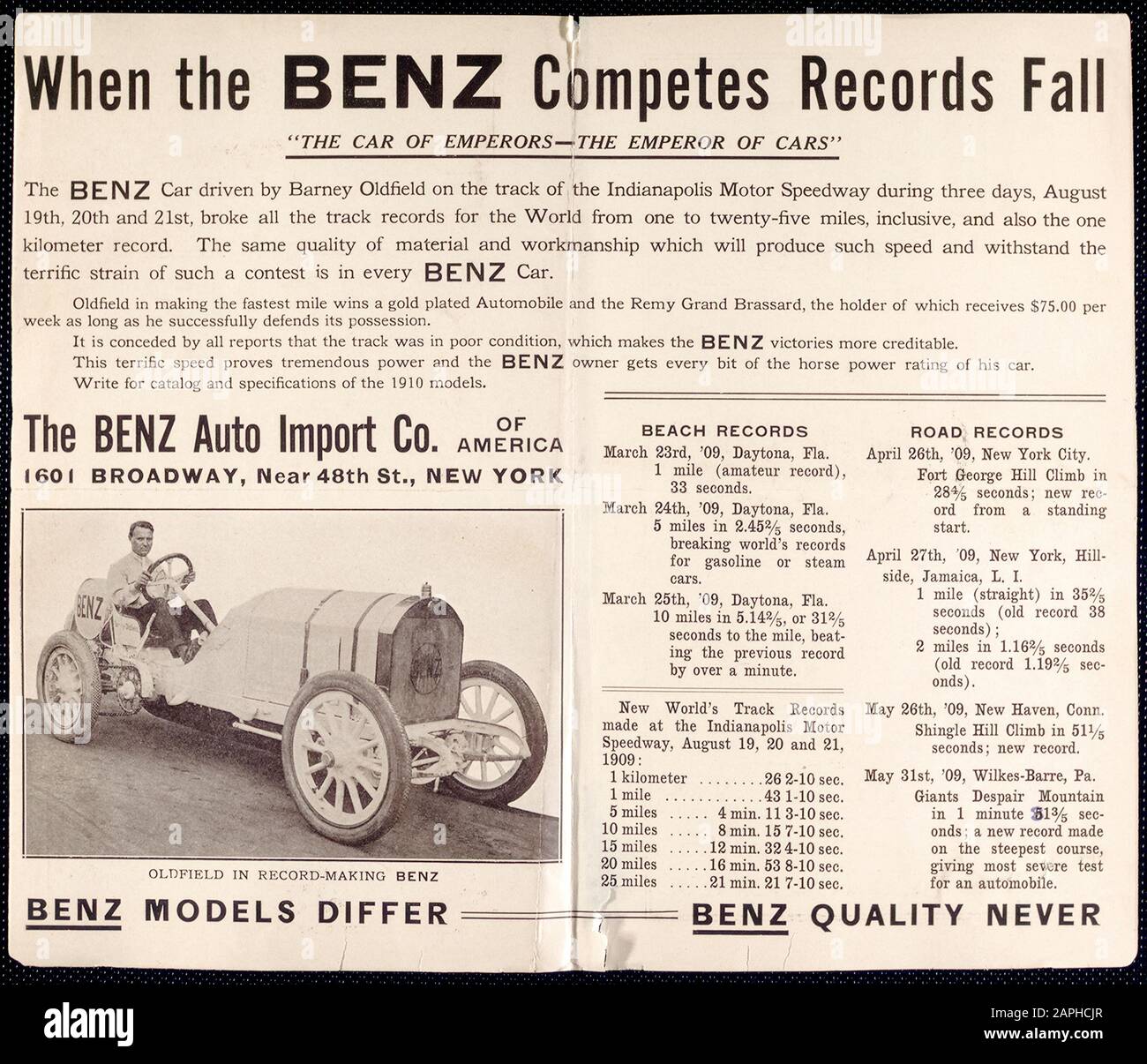 Coche Vintage, folleto de anuncios de automóviles Benz, coche de motor, Cuando el Benz compite los registros caen, el automóvil Benz conducido por Barney Oldfield, Oldfield en el Benz de registro-fabricación, fotografía, 1909 Foto de stock