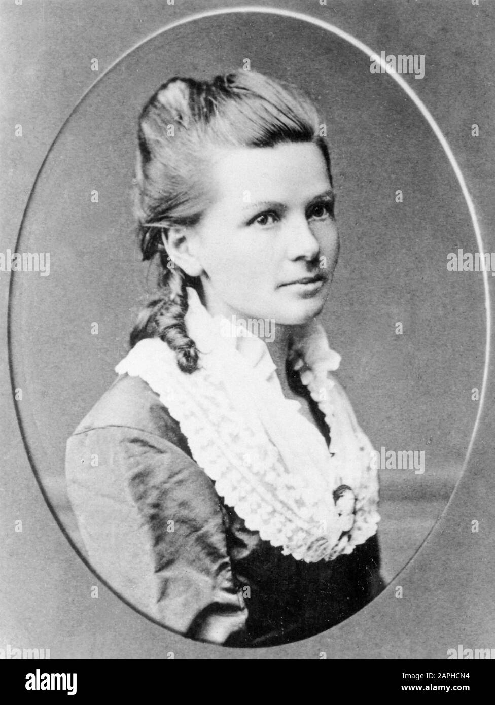 Bertha Benz (1849-1944), pionera del automóvil, esposa y socio comercial del Dr. Carl Benz (Karl Benz), fotografía del retrato, alrededor de 1870-1872 Foto de stock