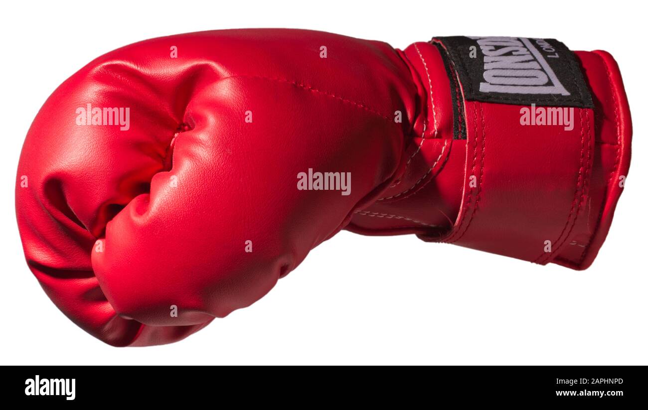 Recorte de guantes de boxeo rojo Foto de stock