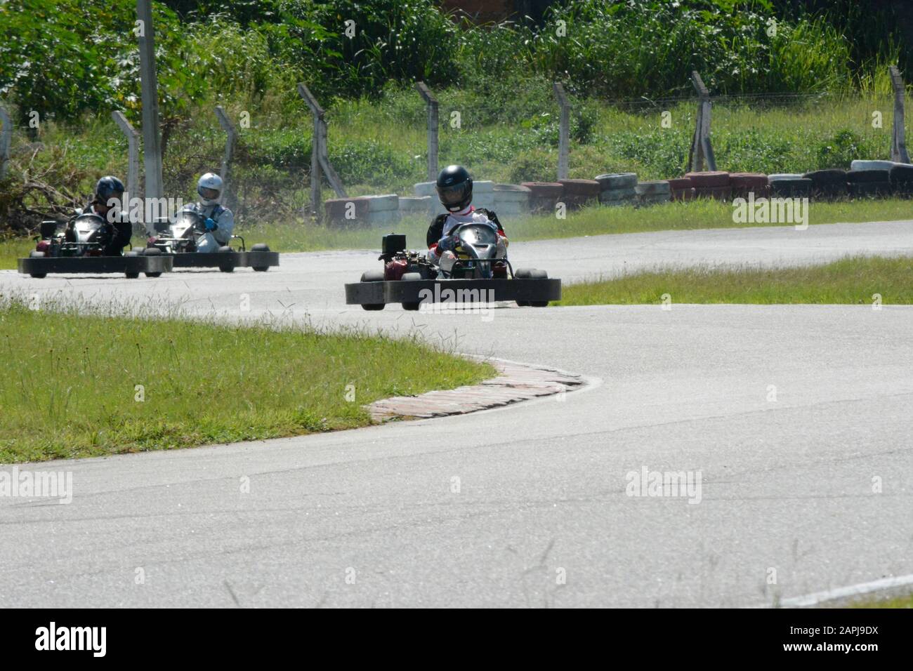 11202022 Lisboa Portugal : Caterham Festival Sport Karts Montando En La  Pista Imagen editorial - Imagen de vuelta, funcionamiento: 265061095