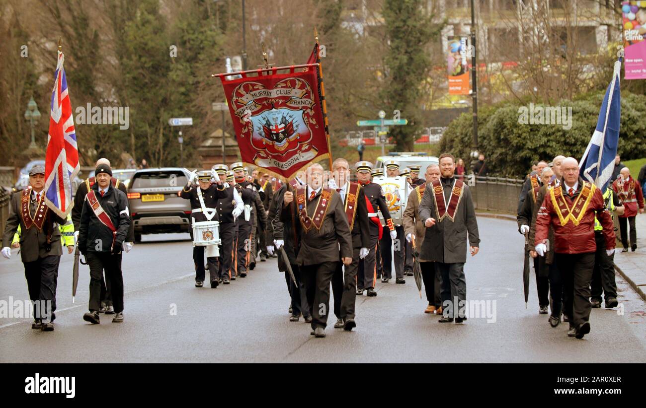 Glasgow, Escocia, Reino Unido, 25 de enero de 2020: Naranja caminar hoy como escolta de la policía como marchas sectarias siguen causando controversia. Gerard Ferry/ Alamy Live News Foto de stock
