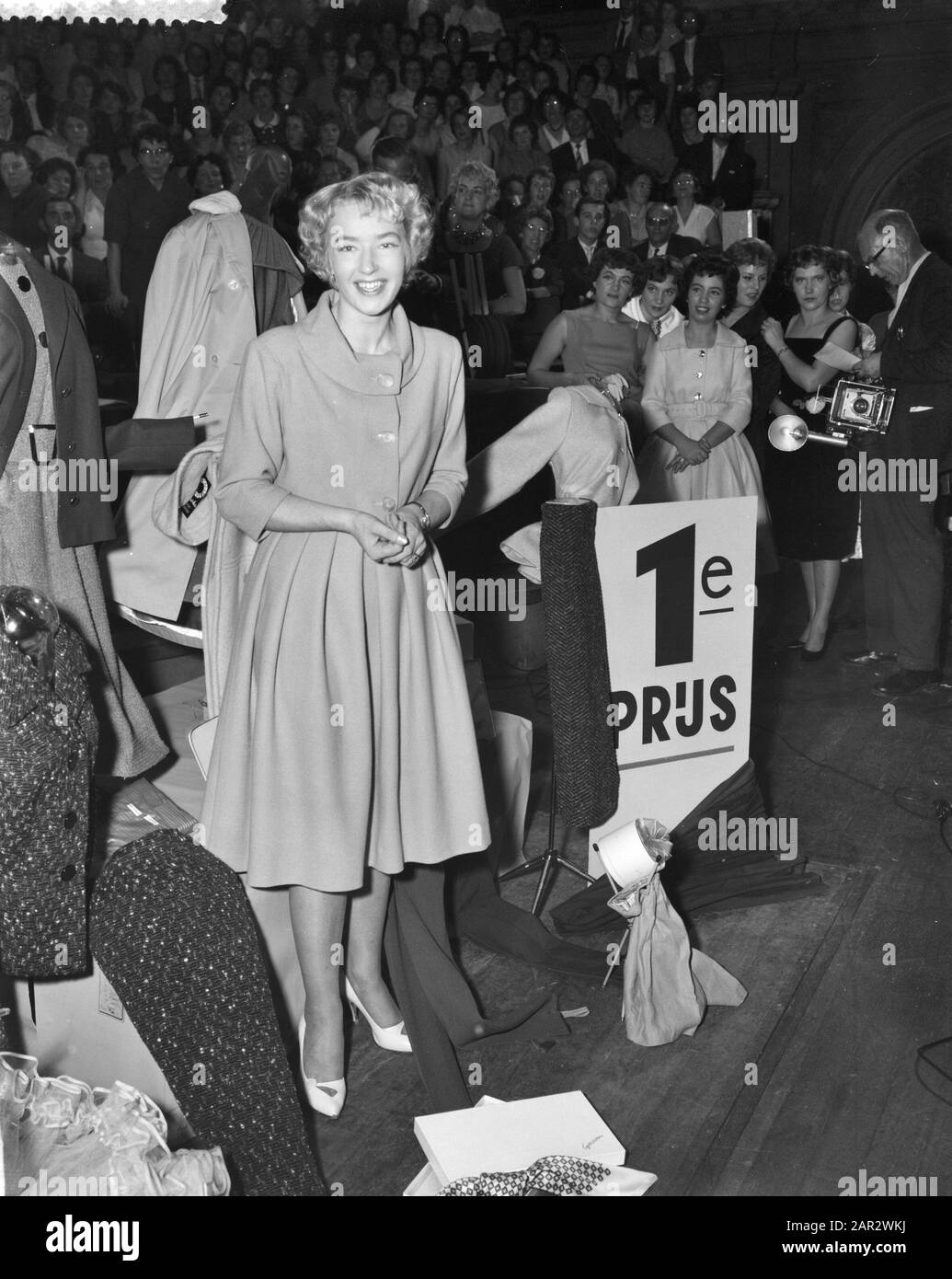 Modelo De Elección 1959 Fecha 30 De Octubre De 1959 Palabras Clave